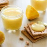 Graham crackers topped with lemon curd.